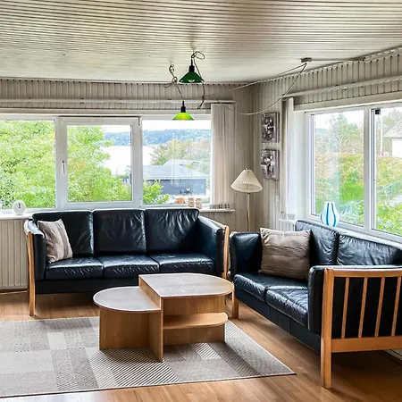 Holiday home Beautiful In Roslev With House Sea View