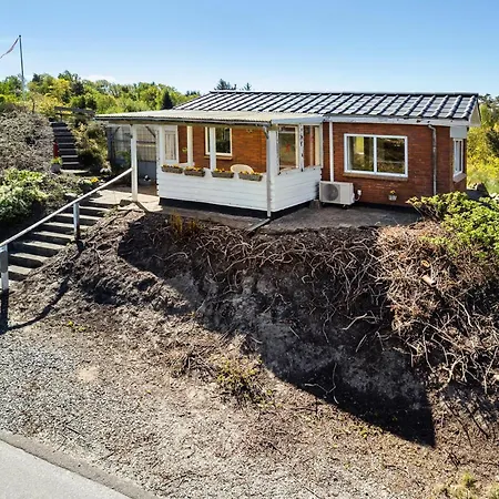 Beautiful In Roslev With House Sea View Holiday home